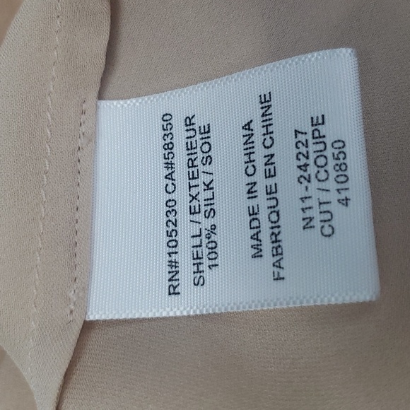 ❌SOLD❌Joie Silk V-Neck Lightest Pink Sand Blouse - Picture 12 of 12